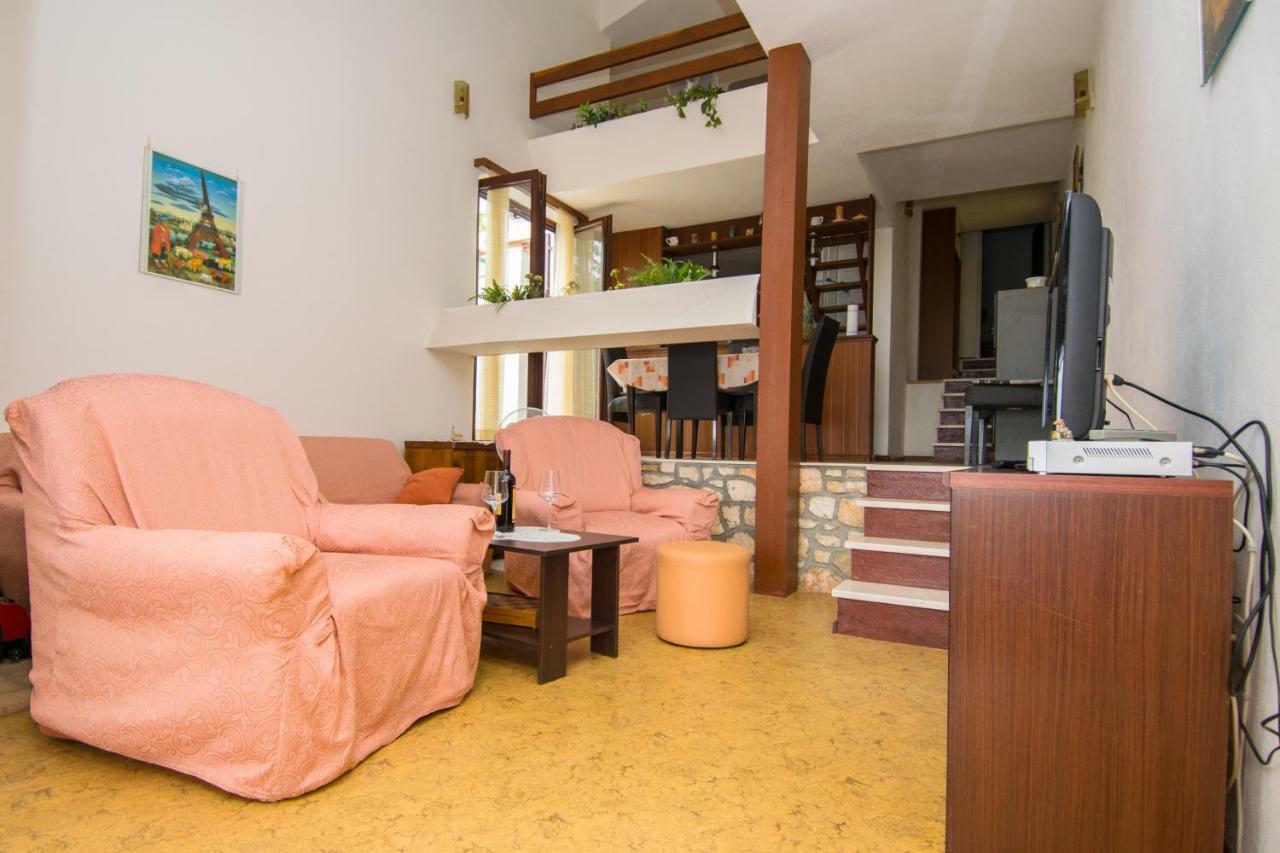 Vacation Home Mirjana เซเกต วรันยีชา ภายนอก รูปภาพ