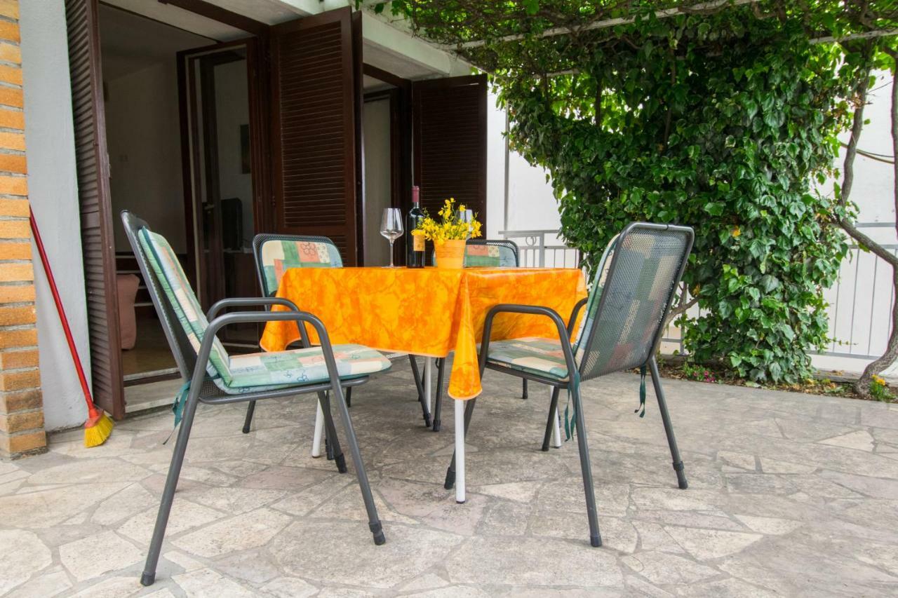 Vacation Home Mirjana เซเกต วรันยีชา ภายนอก รูปภาพ