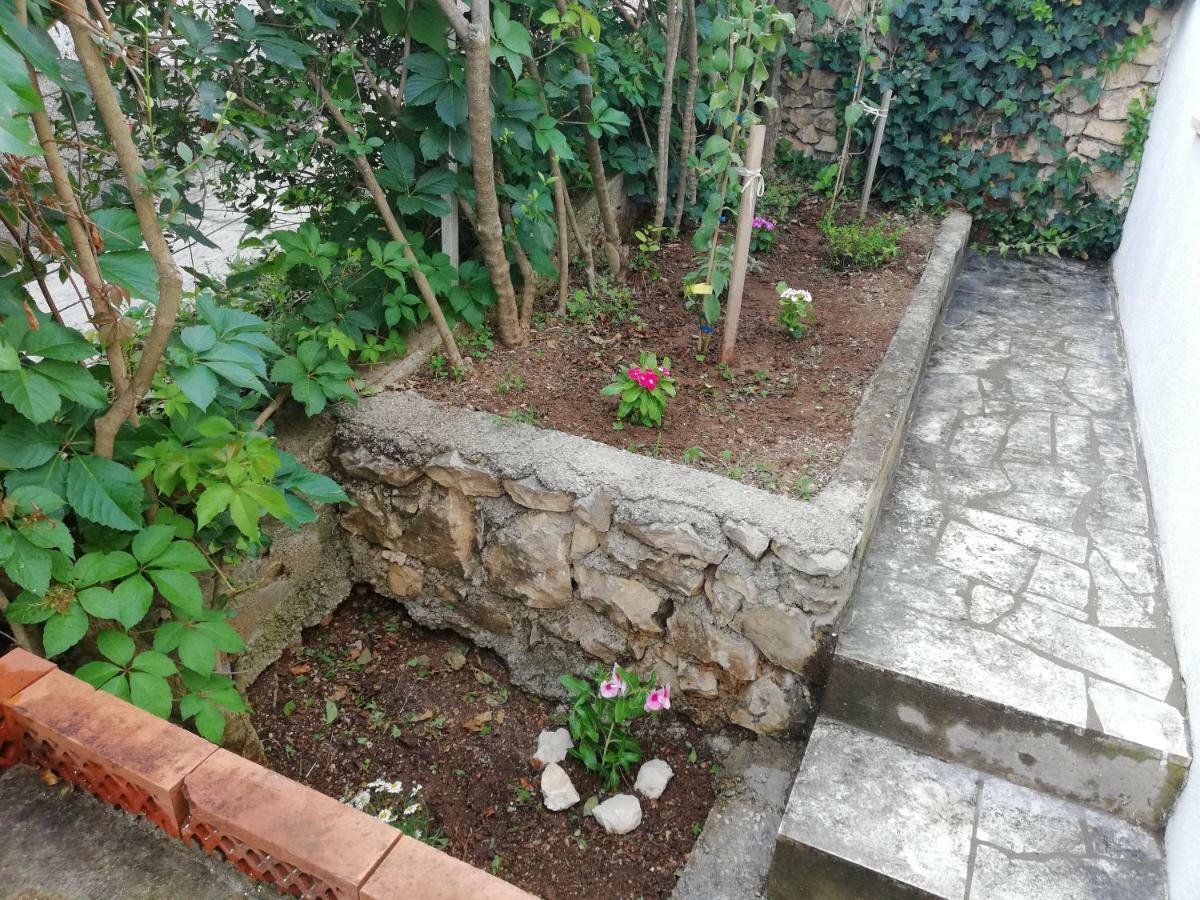 Vacation Home Mirjana เซเกต วรันยีชา ภายนอก รูปภาพ
